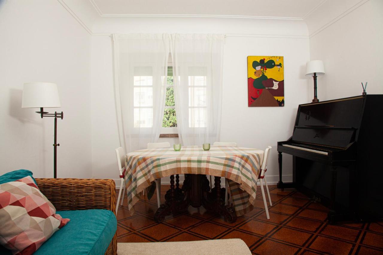 Ola ! Central Lightning Quiet View Garden 10mn Airport Apartment Lisbon